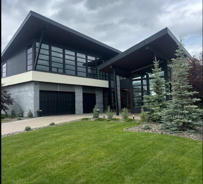 Contemporary Build — Mahogany
